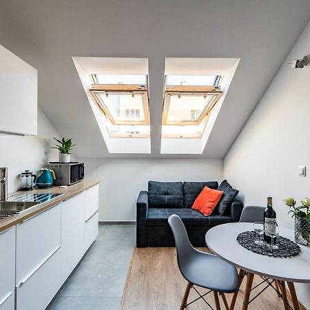 Neo Sky Apartment, Free Parking, 15 Min Walk Old Town&Kazimierz - By Homelike Краков Экстерьер фото