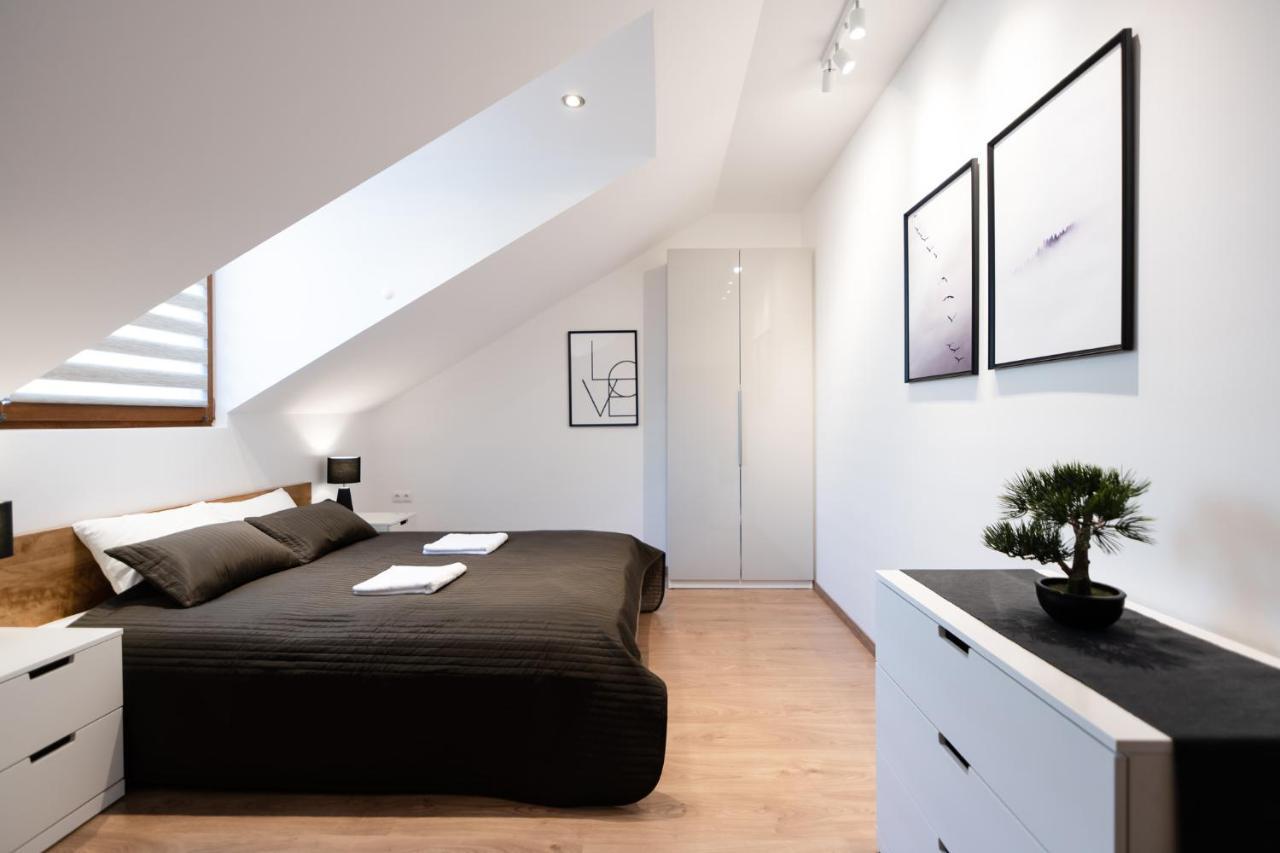 Neo Sky Apartment, Free Parking, 15 Min Walk Old Town&Kazimierz - By Homelike Краков Экстерьер фото